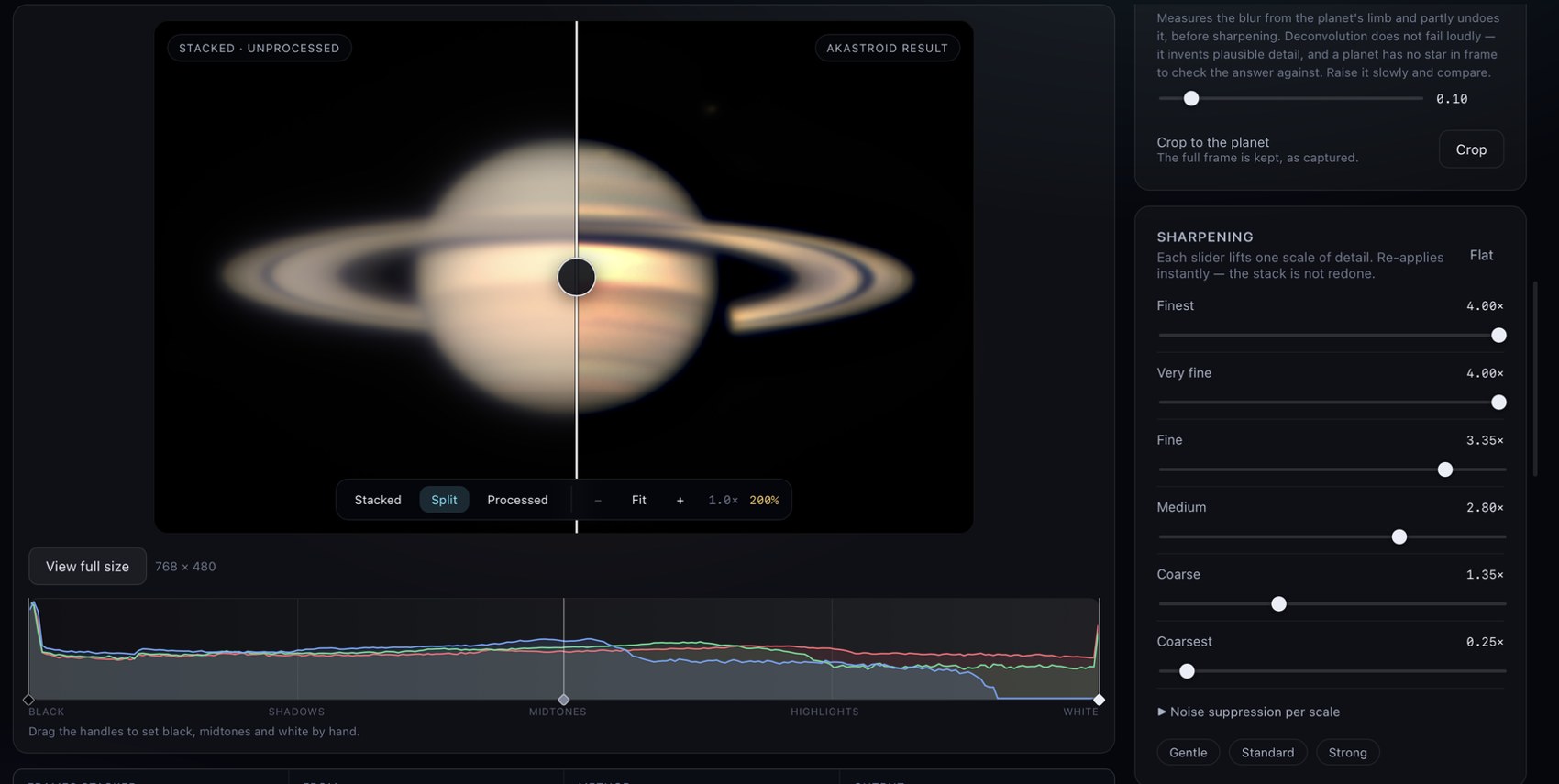 Akastroid stacking Saturn: the raw stack on the left, the sharpened result on the right, with the per-scale sharpening sliders that produced it